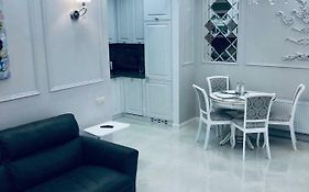 White Apartments In Arcadia